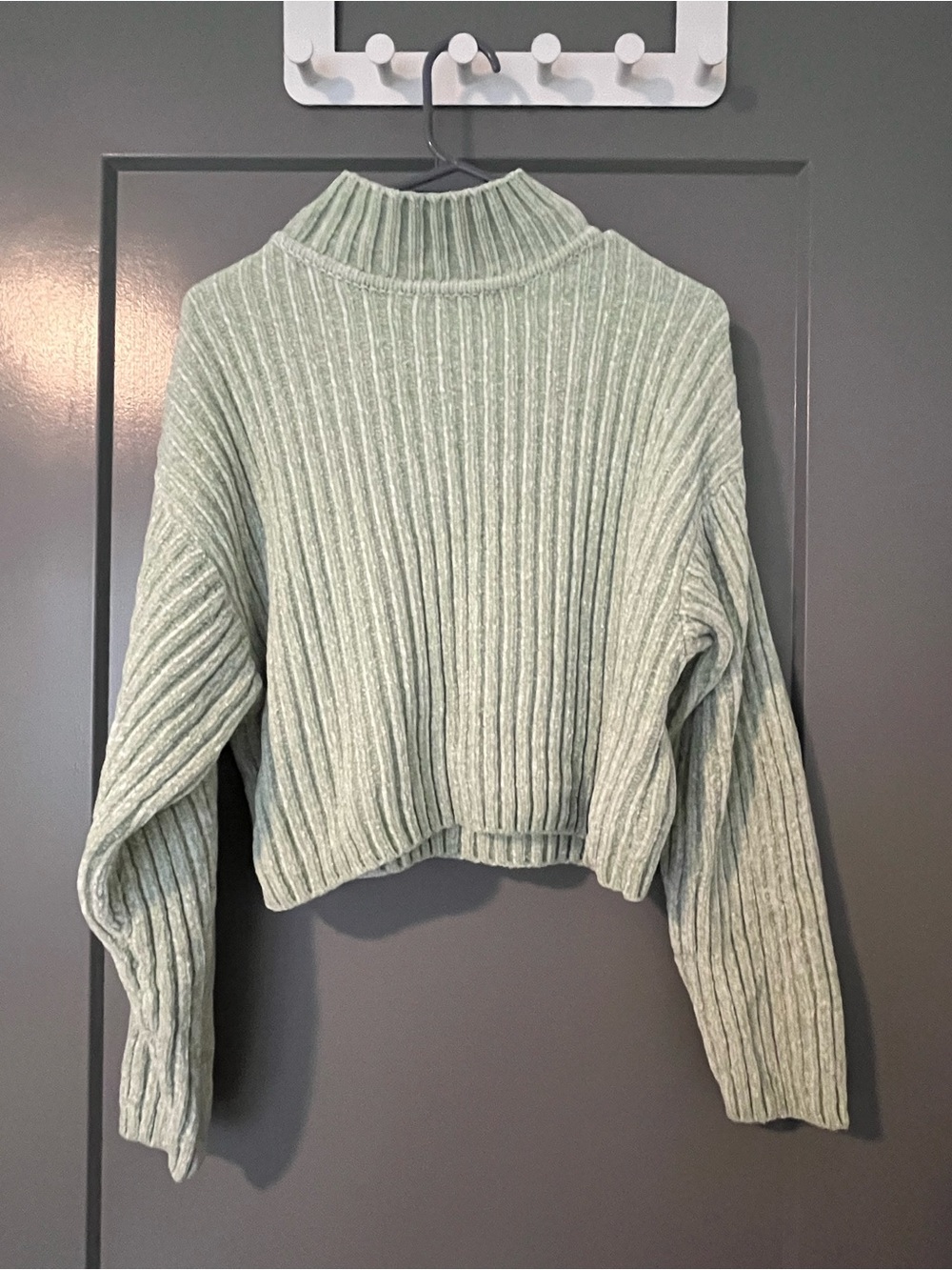 H&M Ribbed Cropped Mock Neck Sweater - Sage Green